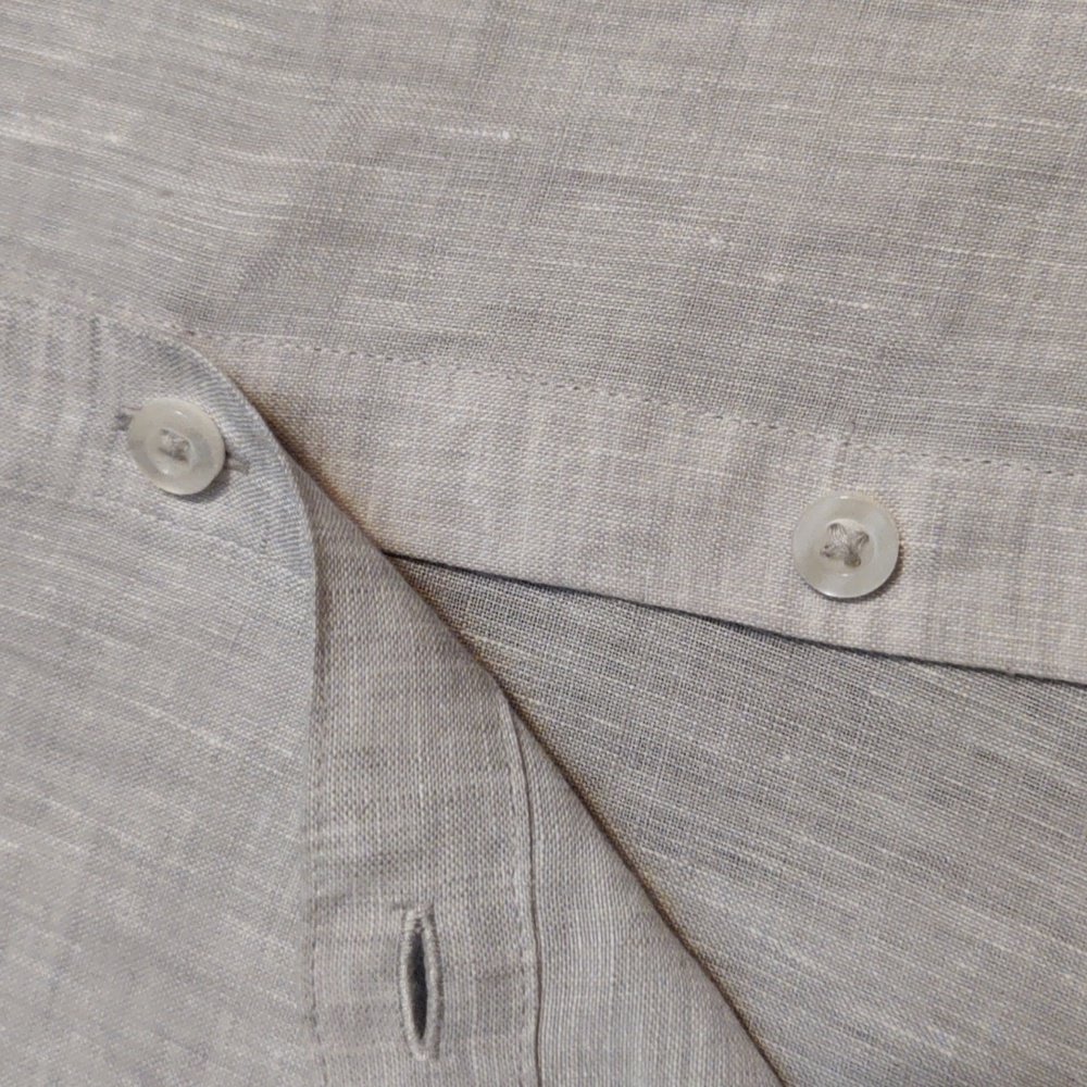 Chico’s No-Iron 100% Linen Roll Tab 3/4 Sleeve Button down shirt in dove grey - Picture 3 of 11